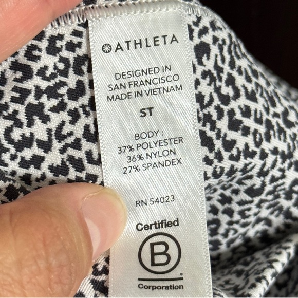 Athleta SMALL TALL Salutation Camo Jogger & Stash Pocket Textured Tights - Picture 10 of 14
